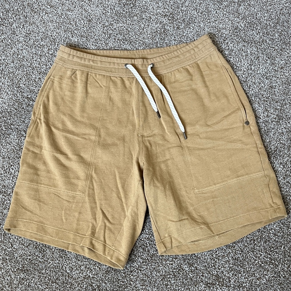 Vuori Men’s Cotton Shorts Medium